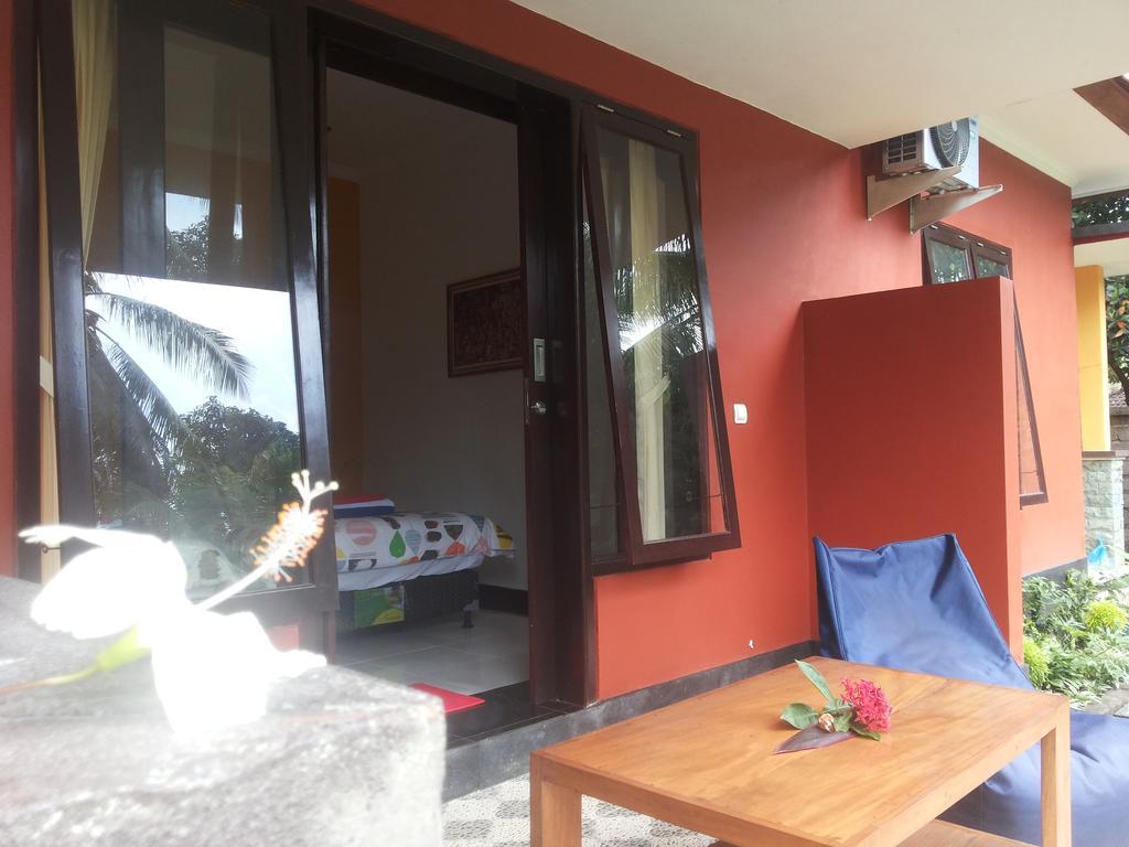 Gede'S Homestay Tejakula Exterior photo